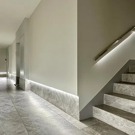 Boutique Cloud9 Pipera Nearby Drpciv * بوخارست